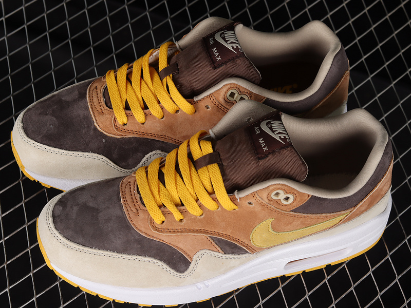 Air Max 1 Premium Ugly Duckling Pecan/Yellow Ochre/Baroque Brown/Limestone/White 7