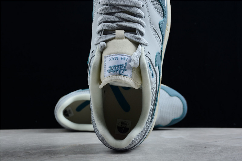 Patta X Air Max 1 Noise Aqua/Metallic Silver/Pure Platinum 13