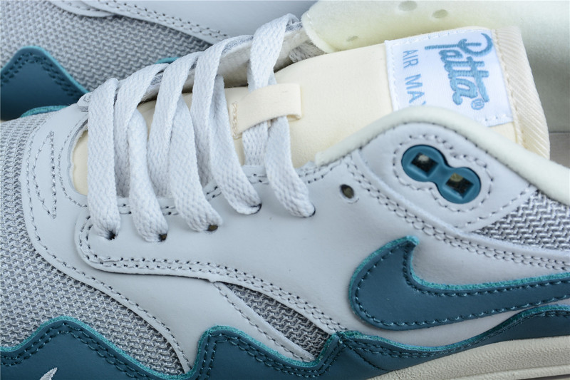 Patta X Air Max 1 Noise Aqua/Metallic Silver/Pure Platinum 19