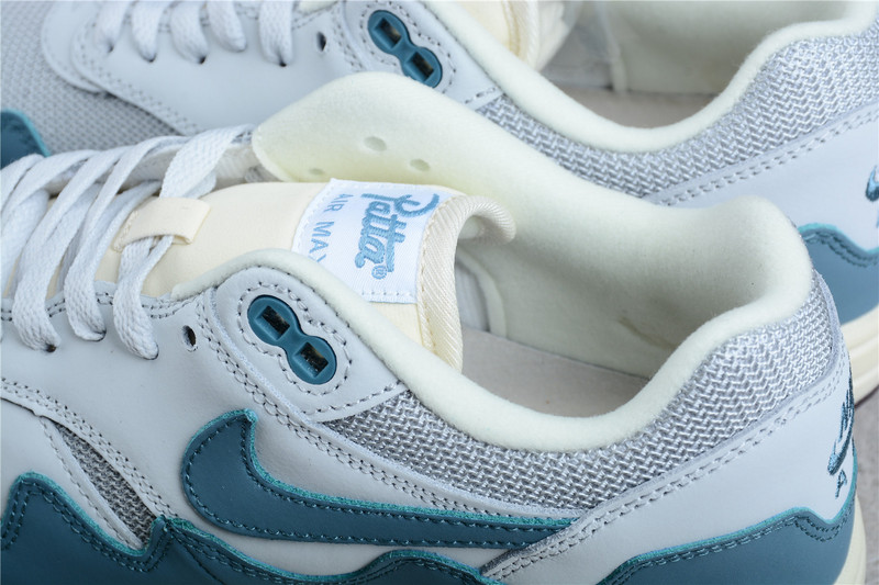 Patta X Air Max 1 Noise Aqua/Metallic Silver/Pure Platinum 23