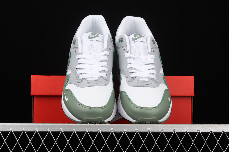 Air Max 1 Premium Spiral Sage White/Spiral Sage/Wolf Grey/Black 7