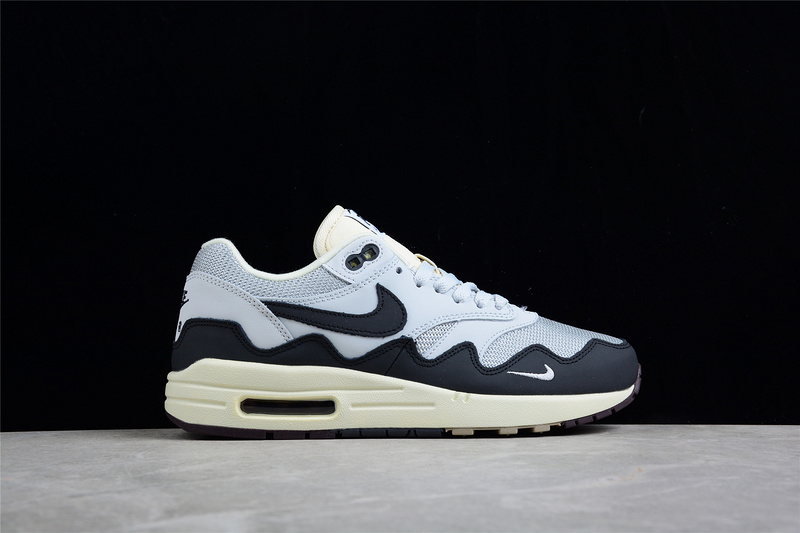 Patta X Air Max 1 Monarch Blue/Black/Beige 11