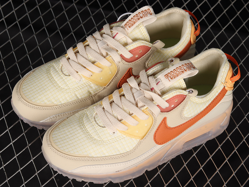 Air Max Terrascape 90 Pearl White/Hot Curry/Fuel Orange 15