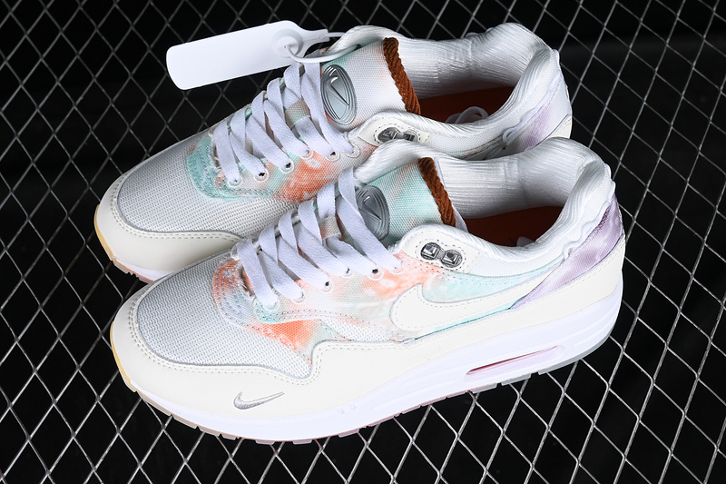 Air Max 1 White/Multicoloured 25