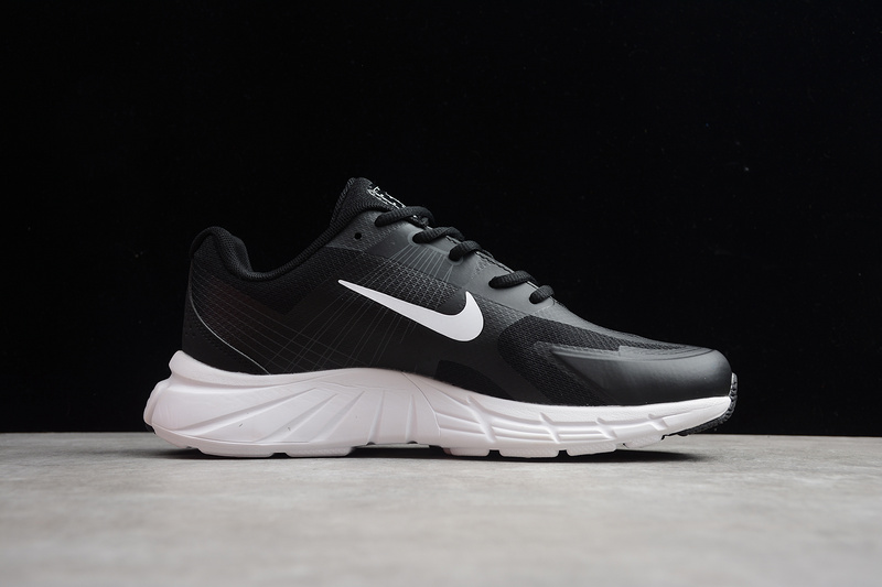 Runner Tech Black/White 19