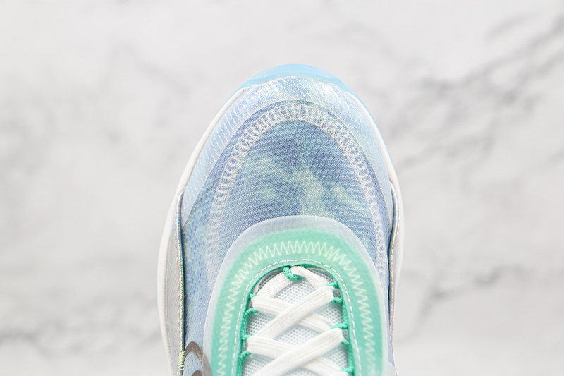 Air Max 2090 White/Glacial Blue/Metallic Silver 19