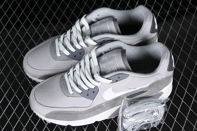 Air Max 90 Grey/White 7