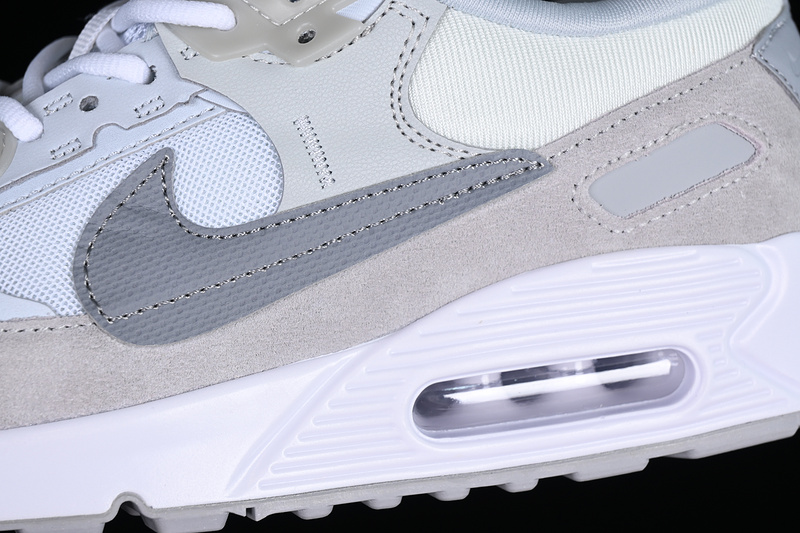 Air Max 90 Futura Summit White/Pure Platinum/Football Grey/Wolf Grey 19