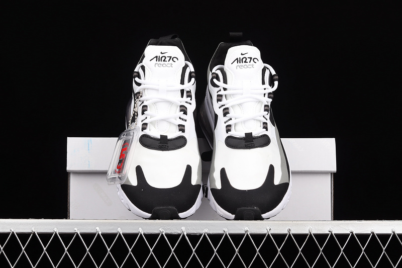 Air Max 270 React Oreo White/Black/Grey 31