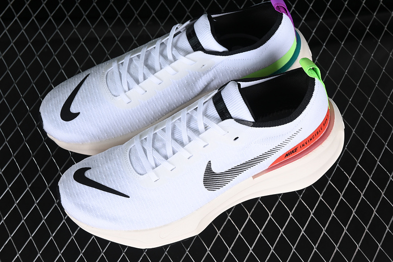 Zoom X Invincible Run Fk 3 White/Black/Red/Green 25