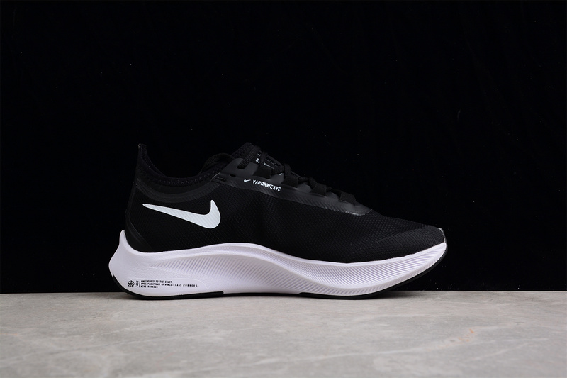 Air Zoom Fly 3 Black/Black/White 5