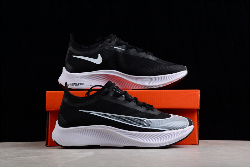 Air Zoom Fly 3 Black/Black/White 29