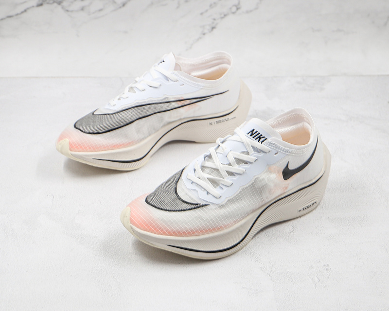 Zoomx Vaporfly Next% Sail/Black/White 5