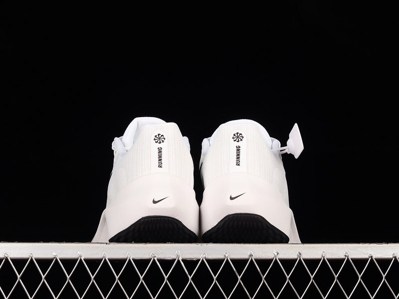 Zoom Fly 5 White/Black/White 23