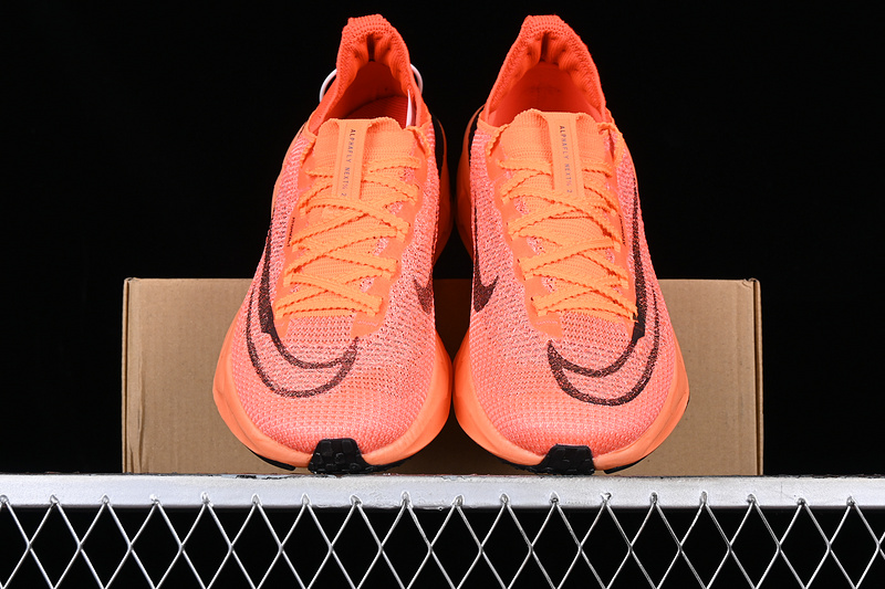 Zoom X Invincible Run Fk 3S Orange/Black 15