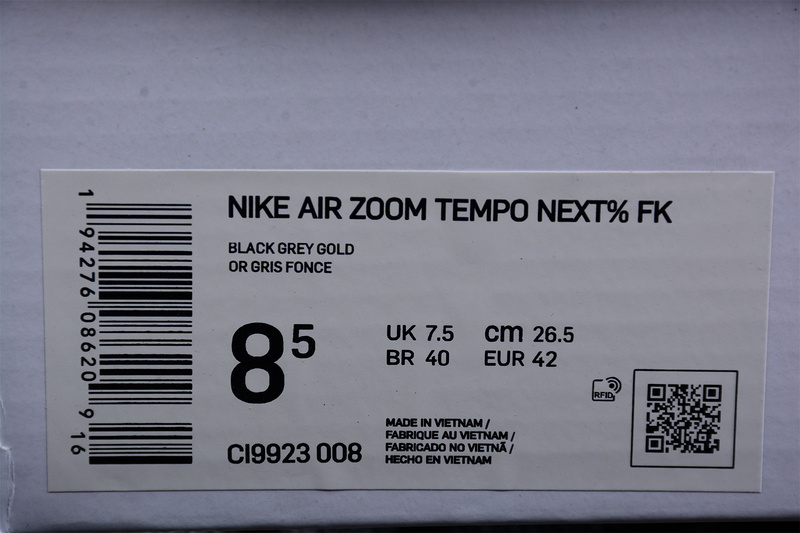 Air Zoom Tempo Next% Flyknit Black/Pure Platinum/Wolf Grey/White 31