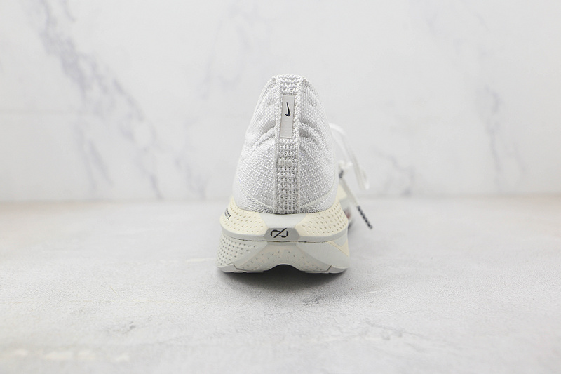 Zoom Alphafly Next% 2 Prototype White/Black/White 11