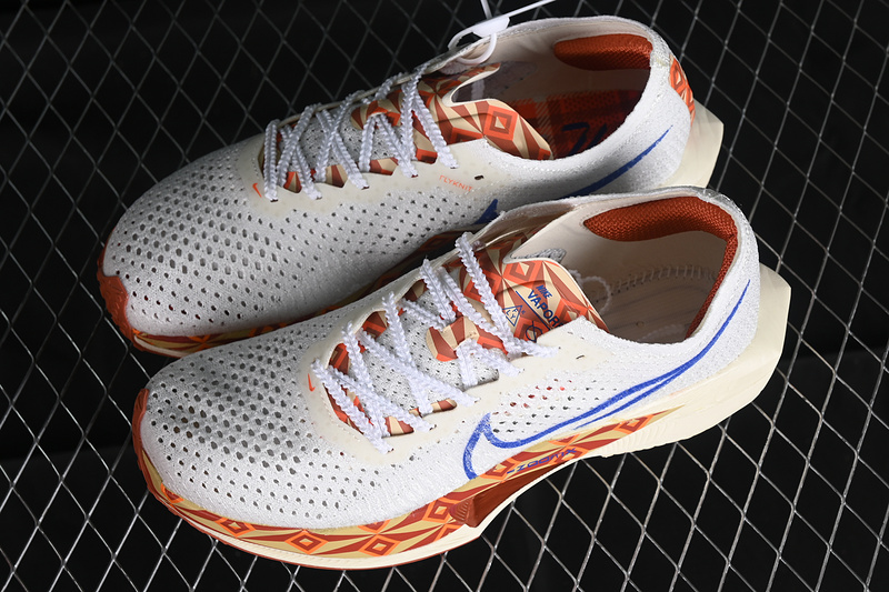 Zoomx Vaporfly Next% 3 Sail/Hyper Royal/Safety Orange/Burnt Sunrise/Sesame/Milk 21