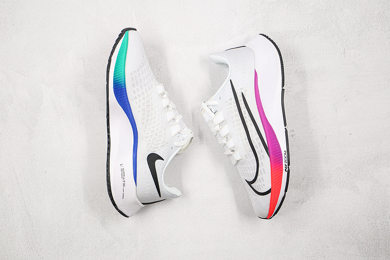 Air Zoom Pegasus 37 White/Hyper Violet/Spruce Aura/Flash Crimson 5