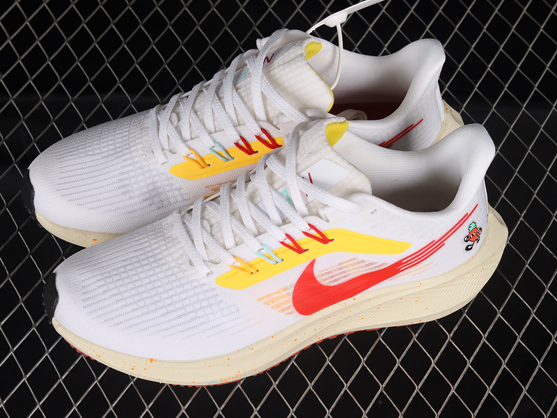 Air Zoom Pegasus 39 Next Nature White/Sundial/Summit White/University Red 5