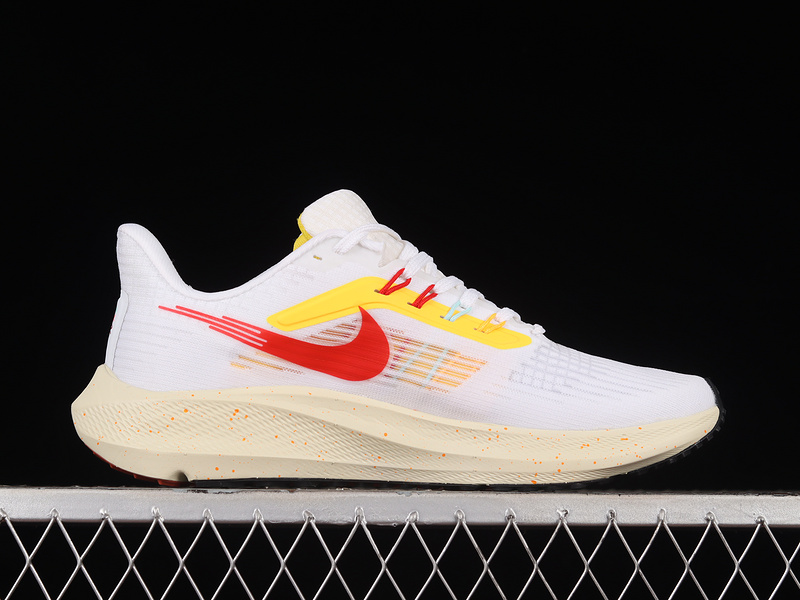 Air Zoom Pegasus 39 Next Nature White/Sundial/Summit White/University Red 15