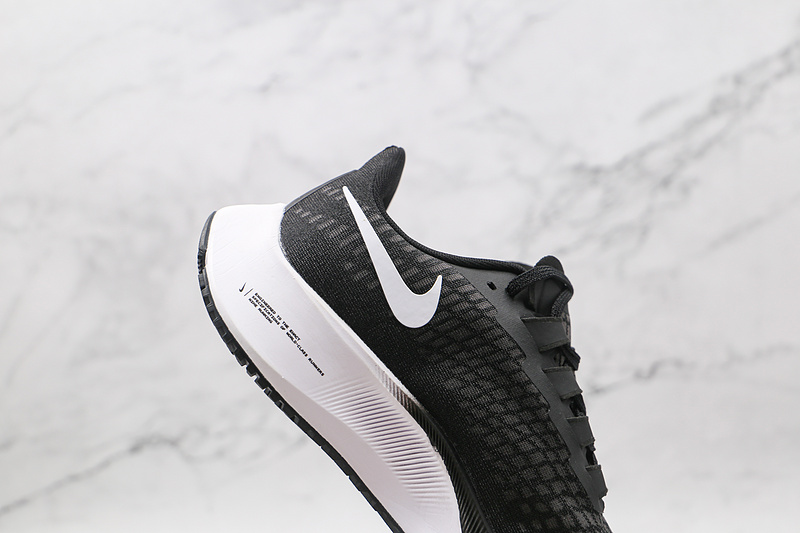 Air Zoom Pegasus 37X Black/Black/White 9