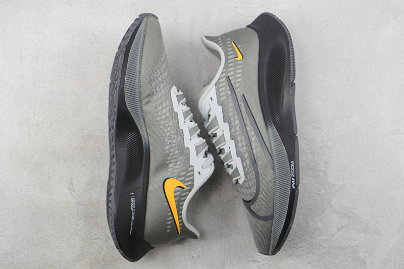 Air Zoom Pegasus 37 Particle Grey/Black/White 11