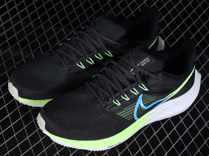 Air Zoom Pegasus 39 Black/White/Green 7