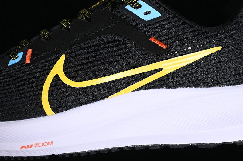 Air Zoom Pegasus 40 White/Black/Yellow 21