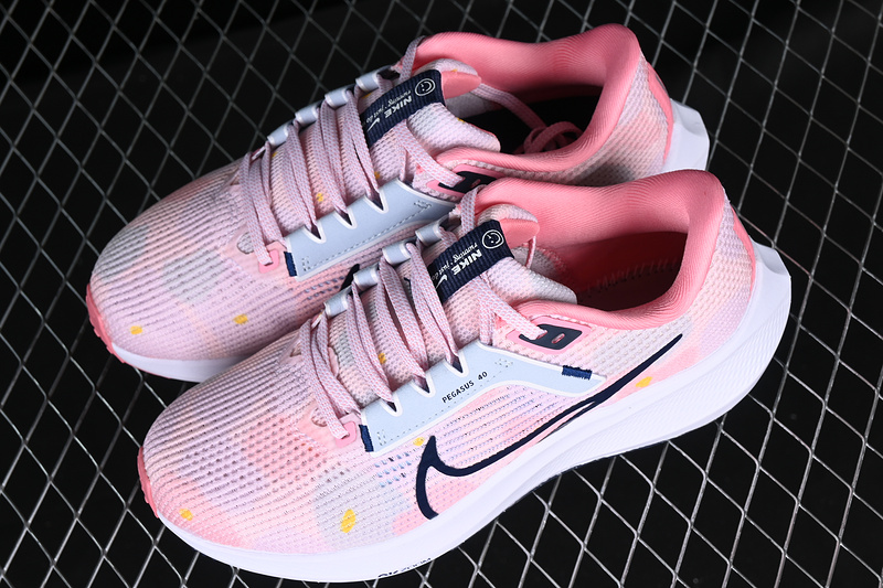 Air Zoom Pegasus 40 Premium Pearl Pink/Coral Chalk/White/Midnight Navy 9