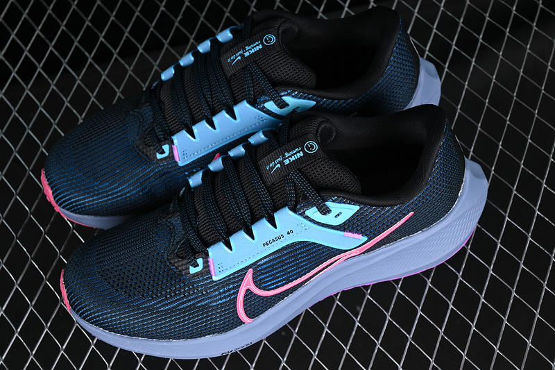 Air Zoom Pegasus 40 Black/Pink/Blue 15