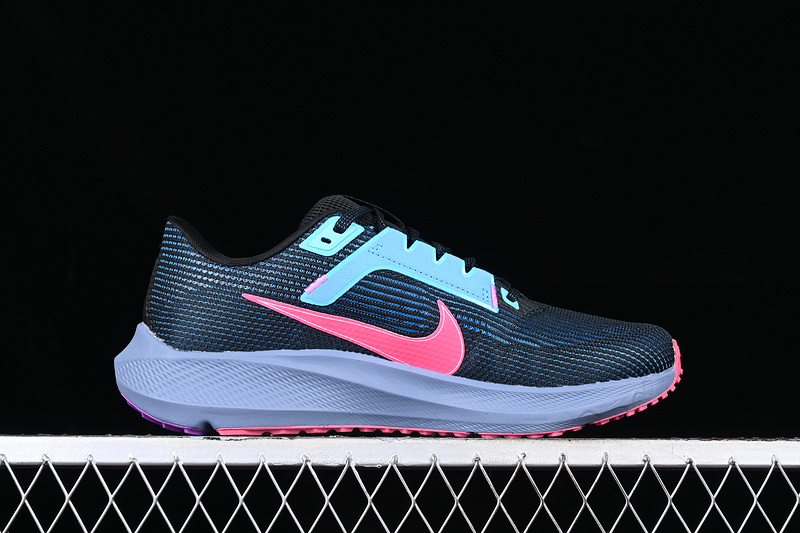 Air Zoom Pegasus 40 Black/Pink/Blue 17