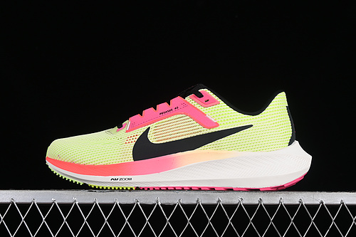 Air Zoom Pegasus 40 Luminous Green/Volt/Lime Blast/Black 29