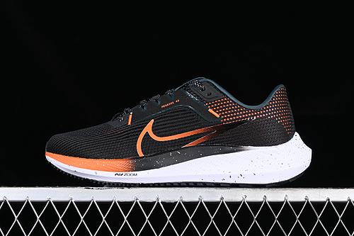 Air Zoom Pegasus 40 Black/Khaki/Deep Jungle/Safety Orange 9