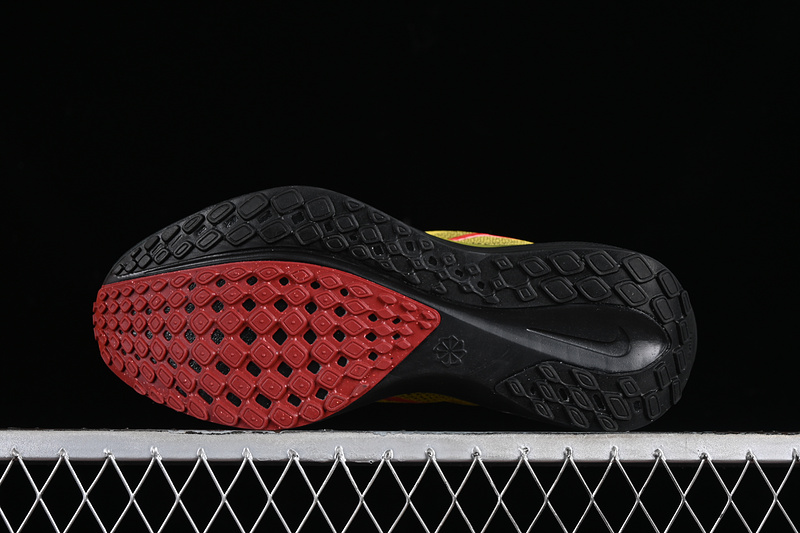 Air Zoom Pegasus 41 Black/Yellow/Red 23