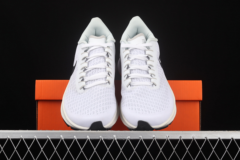 Air Zoom Pegasus 37 White/Pure Platinum/Black 3