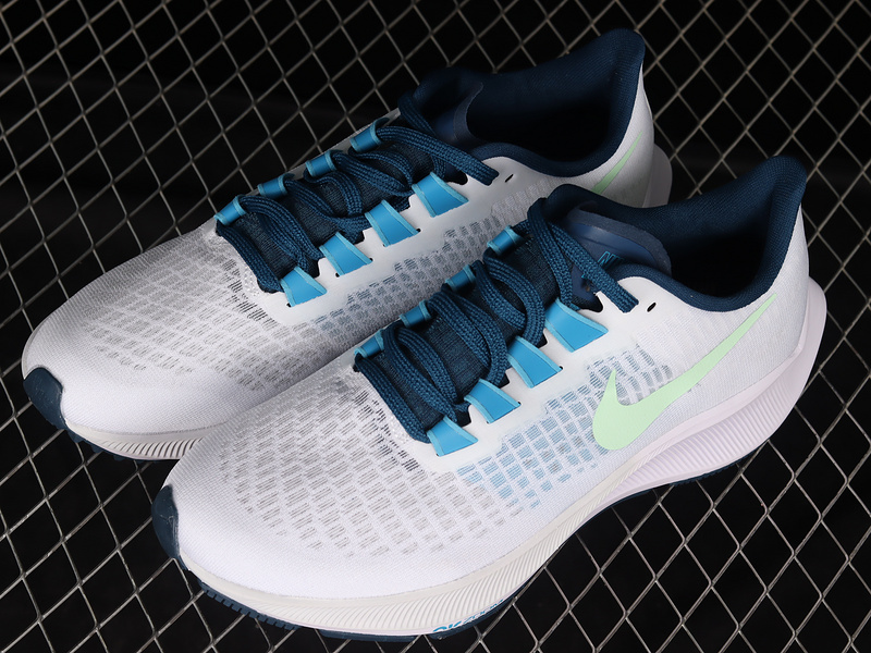 Air Zoom Pegasus 37 Turbo White/Metallic Silver/Navy Blue 13