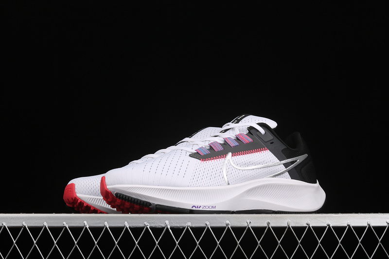 Air Zoom Pegasus 38 White/Black/Flash Crimson/Metallic Silver 25