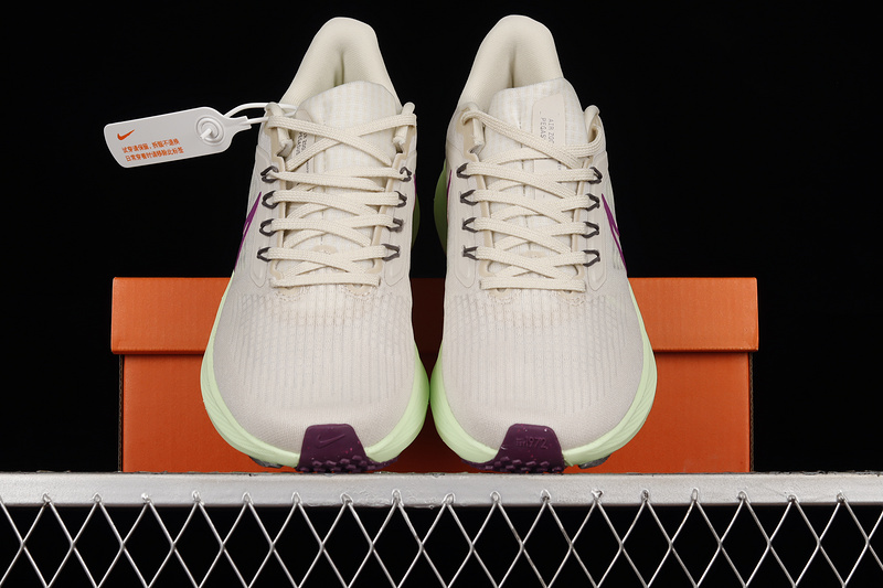 Air Zoom Pegasus 39 Beige/Barely Volt/Purple 19