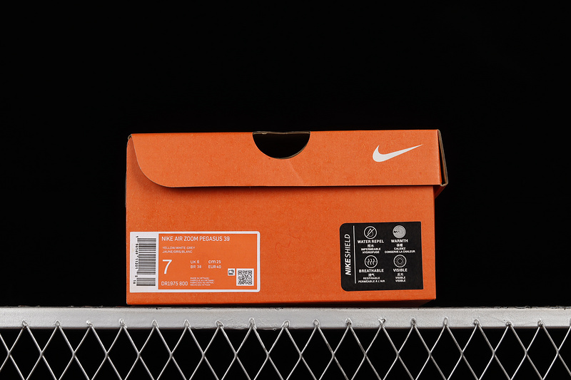 Air Zoom Pegasus 39 Orange/White-Grey 3