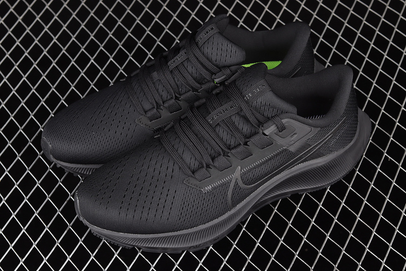 Air Zoom Pegasus 38 Black/Anthracite/Volt/Black 25