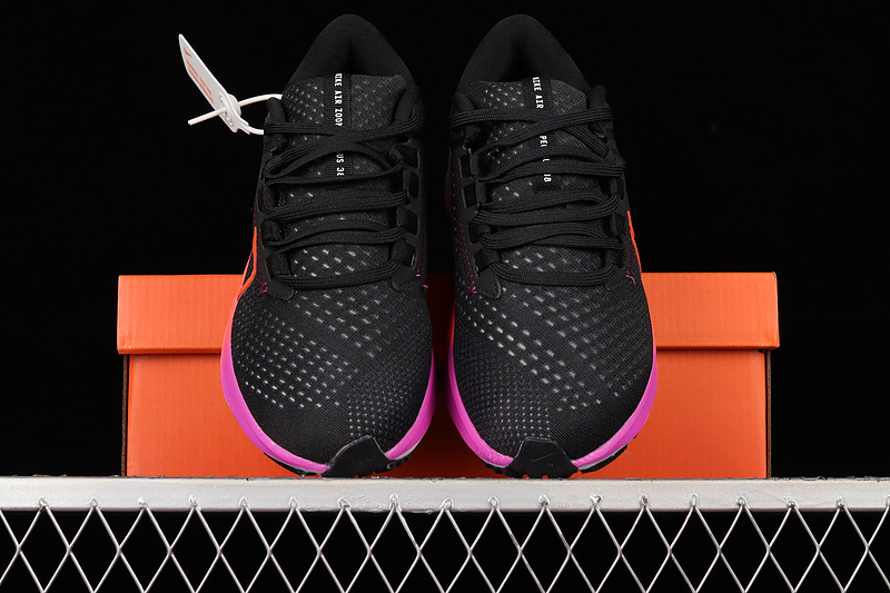 Air Zoom Pegasus 38 Black/Off-Noir/Hyper Violet/Flash Crimson 5