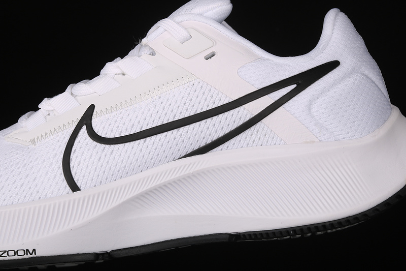 Air Zoom Pegasus 38 White/Pure Platinum/Volt/Black 3