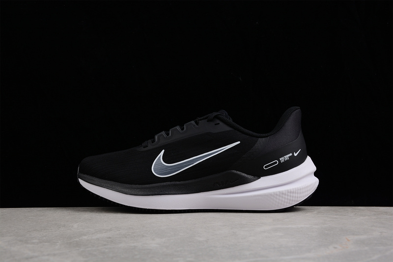 Air Winflo 9 Black/White/Dark Smoke Grey 23