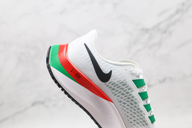 Air Zoom Pegasus 37 Premium White/Orange/Green-Black 3