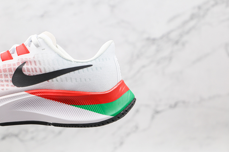 Air Zoom Pegasus 37 Premium White/Orange/Green-Black 11