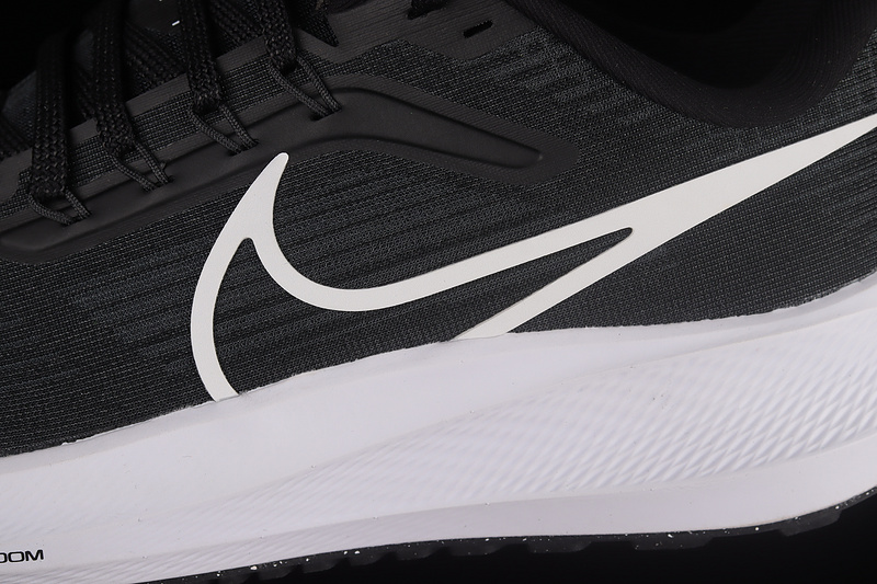 Air Zoom Pegasus 39 White/Black/Black 7