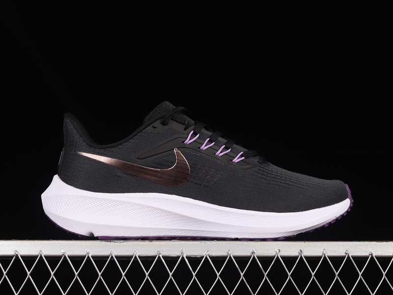 Air Zoom Pegasus 39 Black/Black/White 3