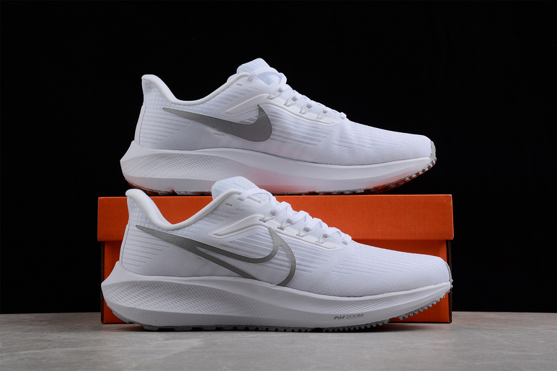 Air Zoom Pegasus 39 White/Pure Platinum/Grey Fog/Metallic Silver 23