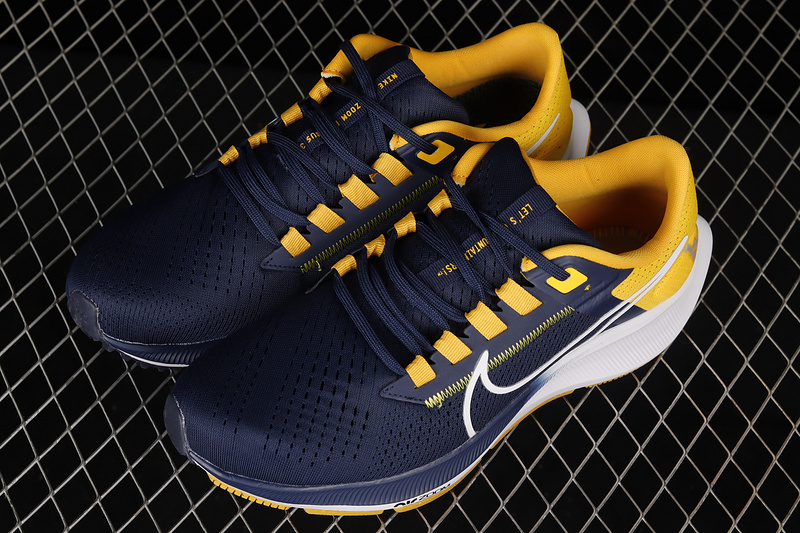 Air Zoom Pegasus 38 West Virginia College Navy/University Gold/White 5